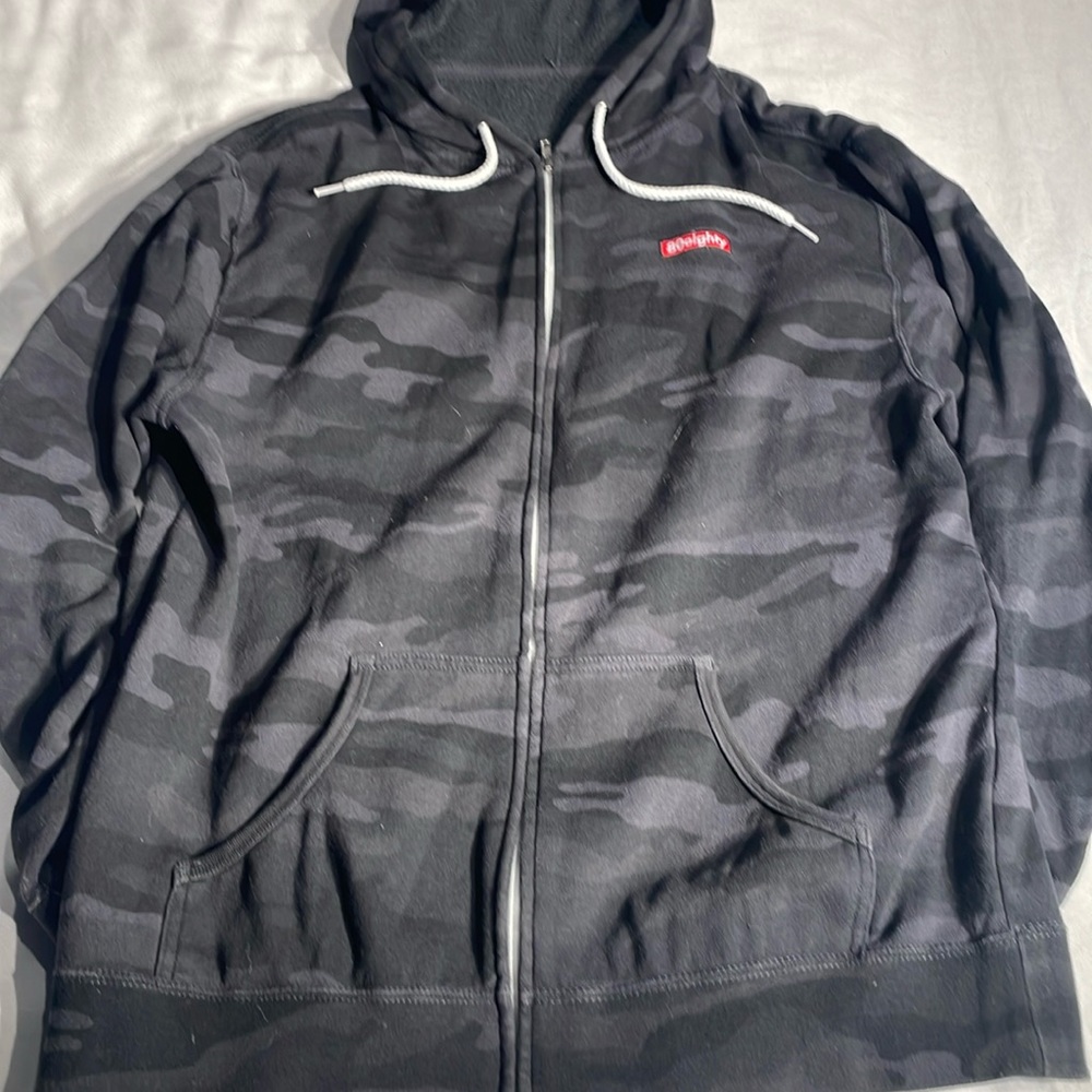 80Eighty Men's Hoodie Black&Gray Camo Size Large
